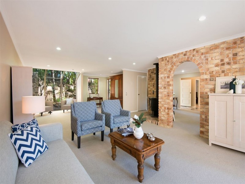 70 Chaprowe Road, The Gap QLD 4061