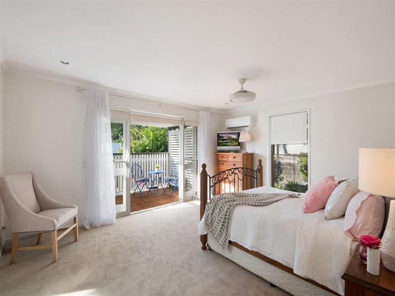70 Chaprowe Road, The Gap QLD 4061