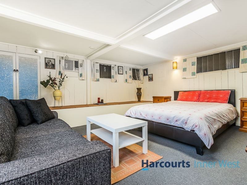 18 Glenmore Street, The Gap QLD 4061