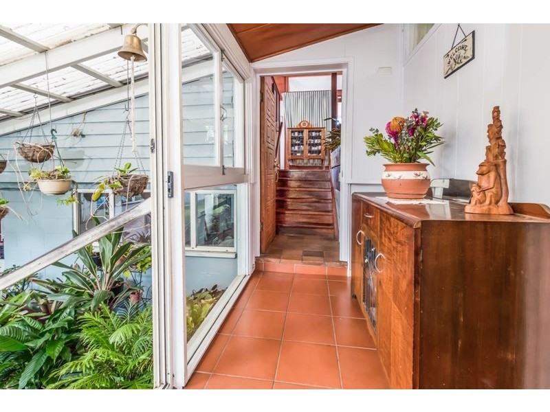 8 Jevons Street, The Gap QLD 4061