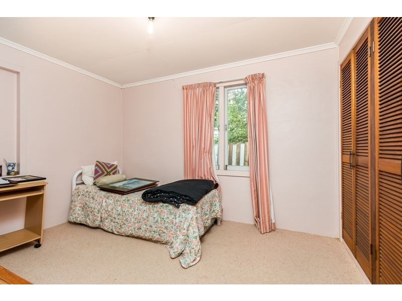 8 Jevons Street, The Gap QLD 4061