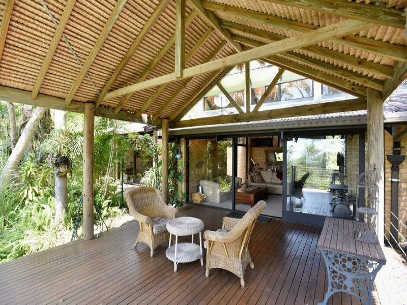 10 View Street, Mount Nebo QLD 4520