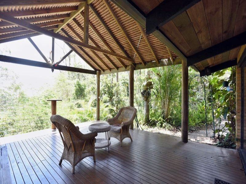 10 View Street, Mount Nebo QLD 4520