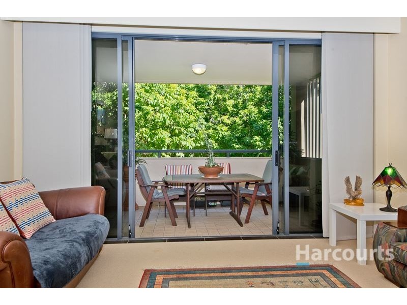 25/76 Thorn Street, Kangaroo Point QLD 4169