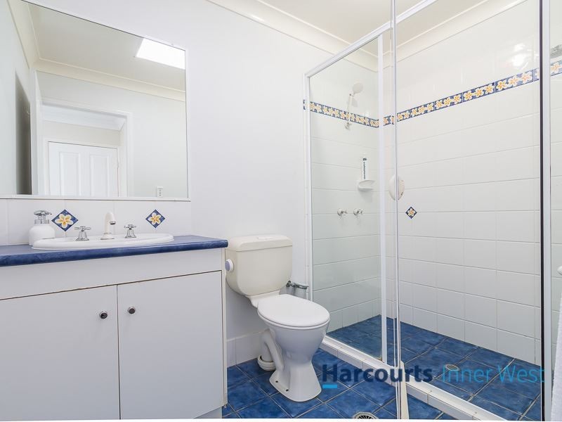 15 Vauton Court, Arana Hills QLD 4054