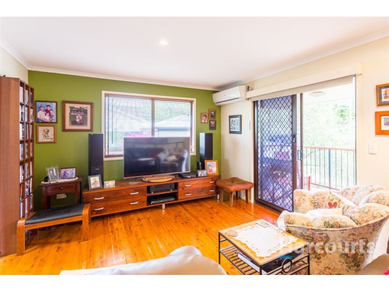 17 Petmar Street, The Gap QLD 4061