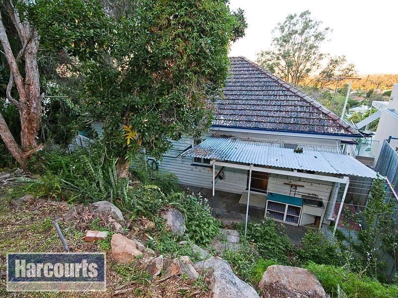 48 Grand Parade, Ashgrove QLD 4060