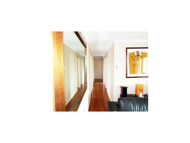 15 Kalimna Street, The Gap QLD 4061