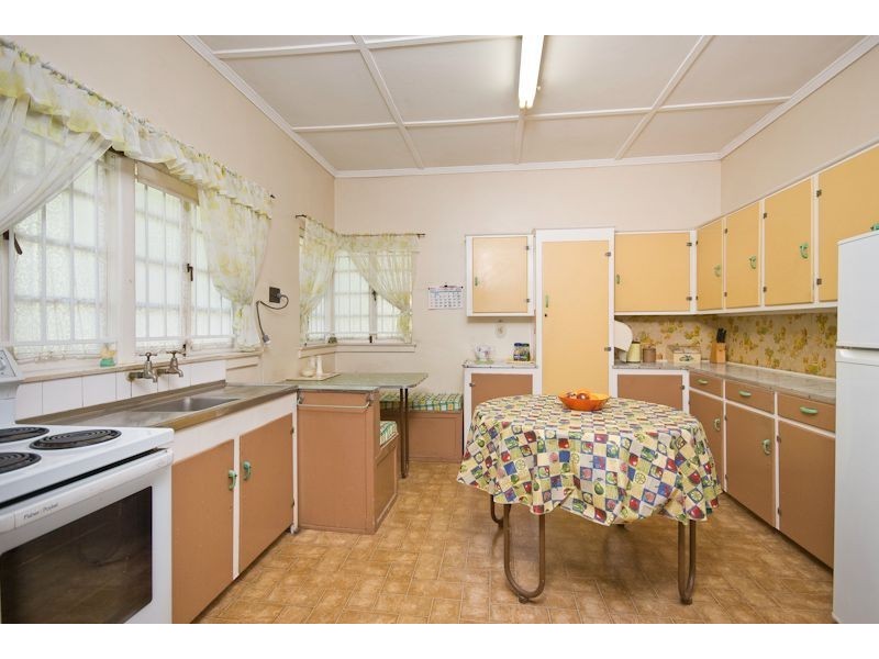 129 Gerler Street, Bardon QLD 4065