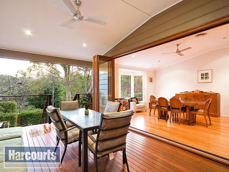 25 Burnham Road, Bardon QLD 4065