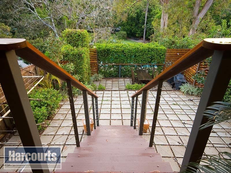25 Burnham Road, Bardon QLD 4065