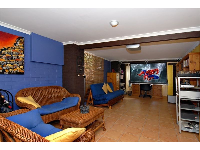 32 Woodside Street, The Gap QLD 4061
