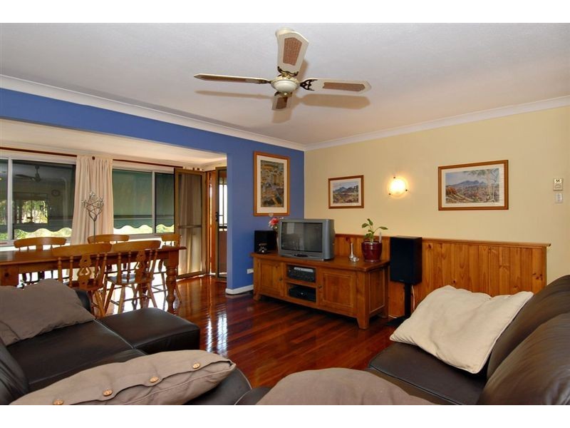 32 Woodside Street, The Gap QLD 4061