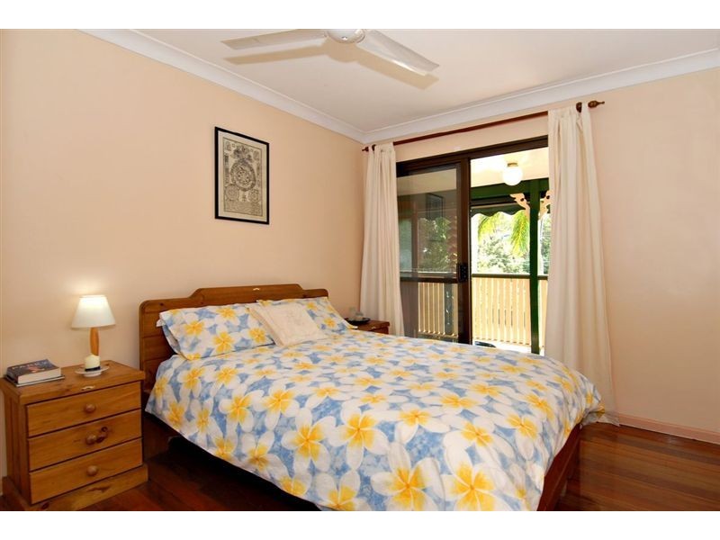 32 Woodside Street, The Gap QLD 4061