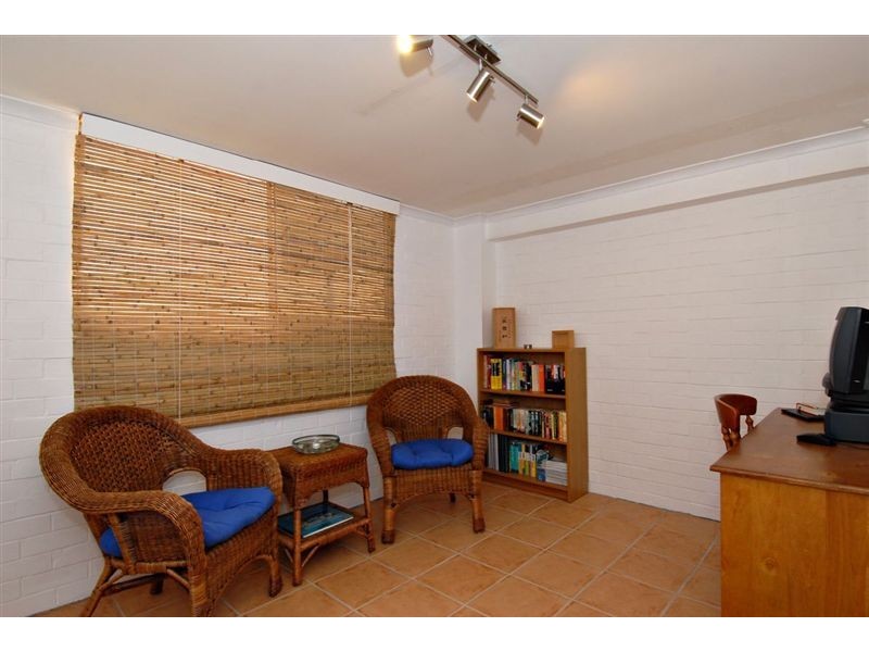 32 Woodside Street, The Gap QLD 4061
