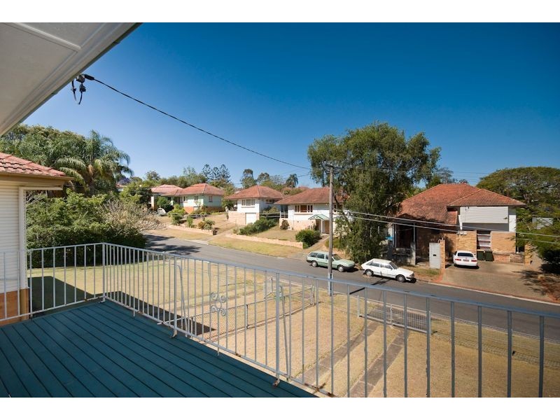 6 Judith Street, Ashgrove QLD 4060