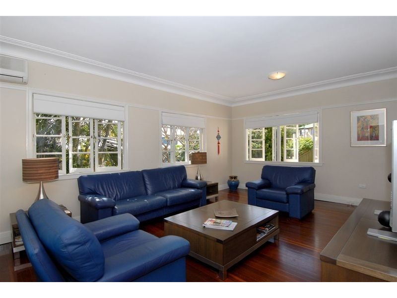 30 Yardley Avenue, Ashgrove QLD 4060