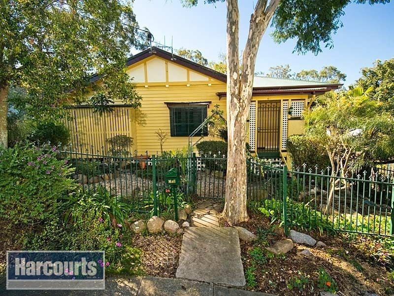 24 Boundary Road, Bardon QLD 4065