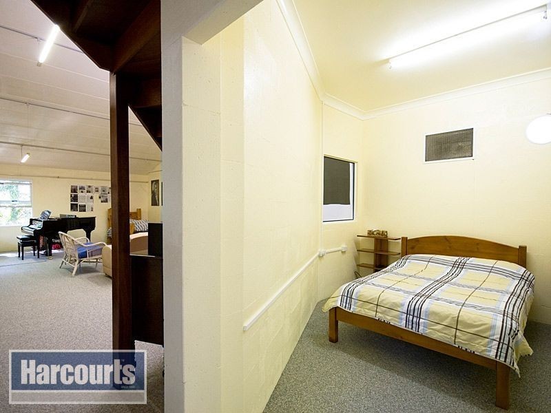 24 Boundary Road, Bardon QLD 4065