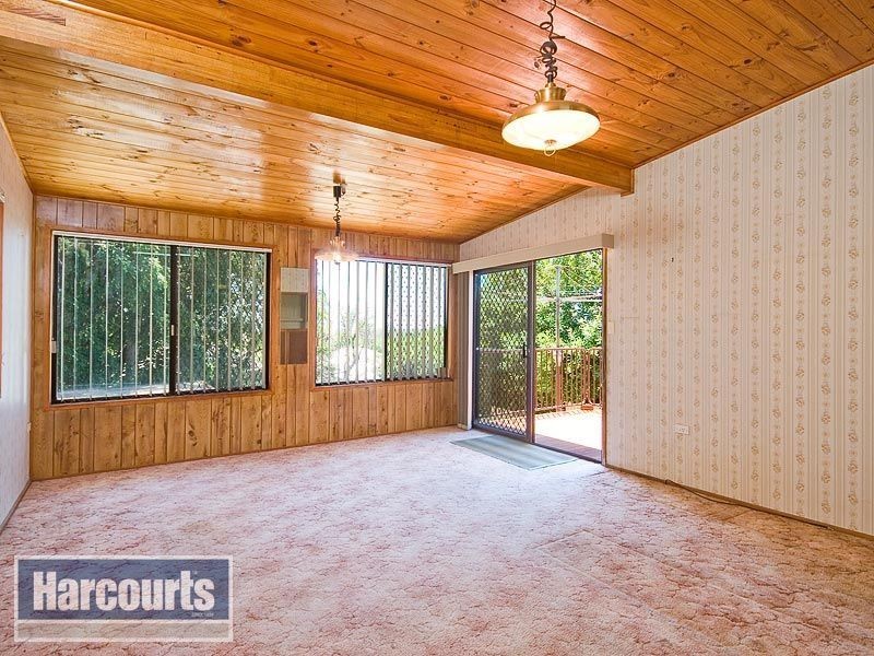 18 Collins Street, Annerley QLD 4103