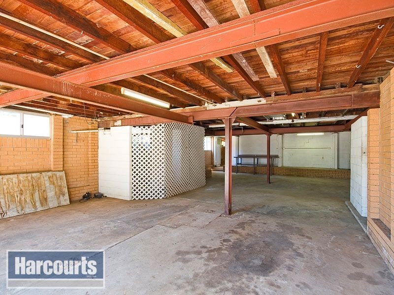 18 Collins Street, Annerley QLD 4103