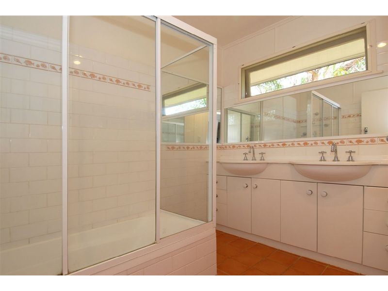 7 Madlo Street, The Gap QLD 4061