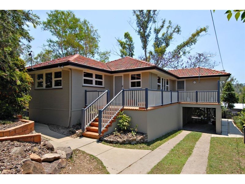 7 Madlo Street, The Gap QLD 4061