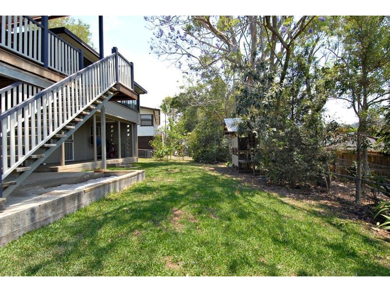 7 Madlo Street, The Gap QLD 4061