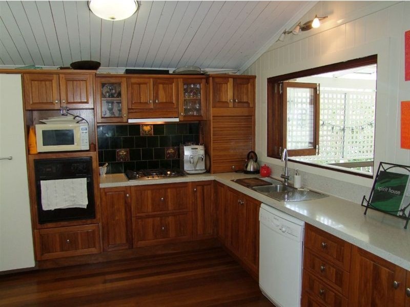 29 Kinkade Ave, Ashgrove QLD 4060