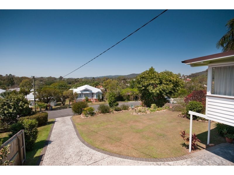 17 Matlock Street, Ashgrove QLD 4060