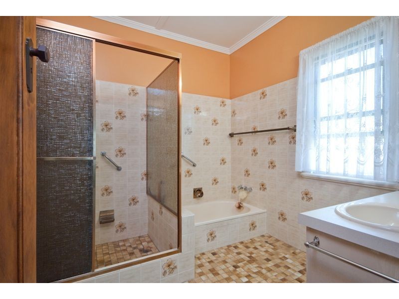 17 Matlock Street, Ashgrove QLD 4060