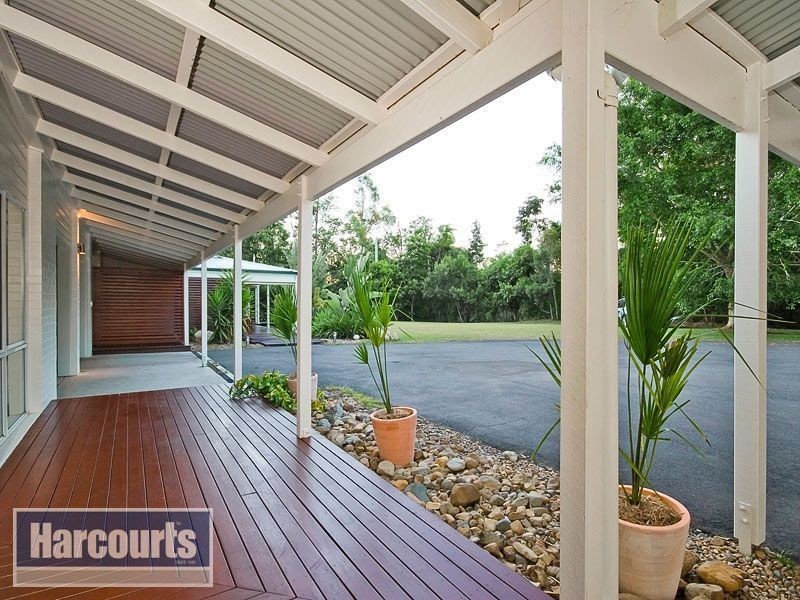 6 Mary Orr Court, Camp Mountain QLD 4520