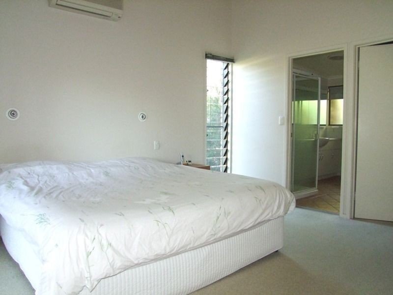 38 Jaloon Street, Ashgrove QLD 4060