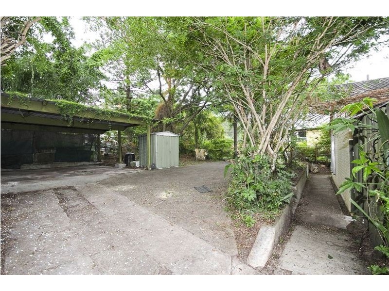 652 Waterworks Road, Ashgrove QLD 4060