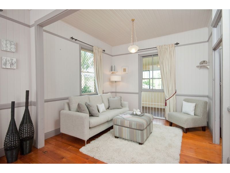 36 Federal Street, Red Hill QLD 4059