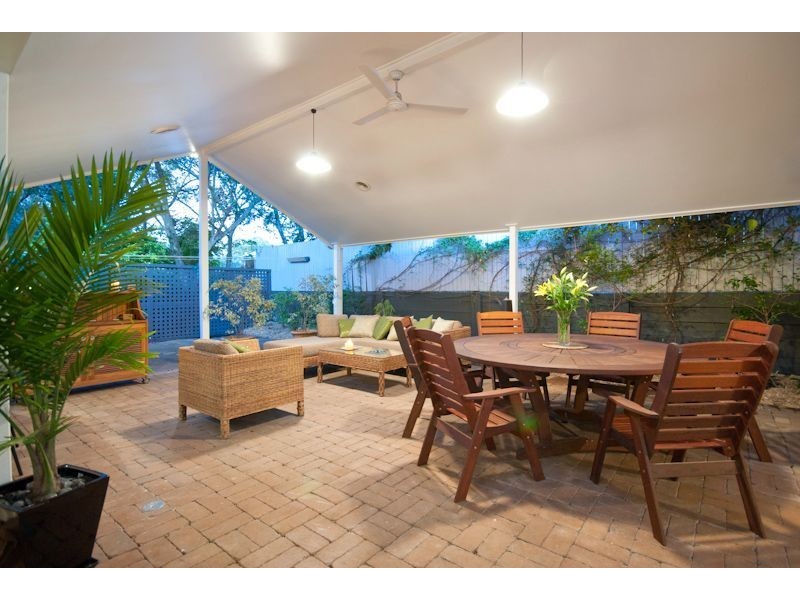 30 Dover Street, Red Hill QLD 4059