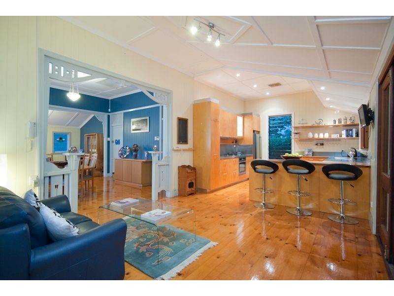 30 Dover Street, Red Hill QLD 4059