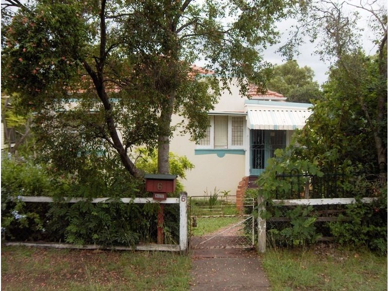 6 Stewart Place, Ashgrove QLD 4060