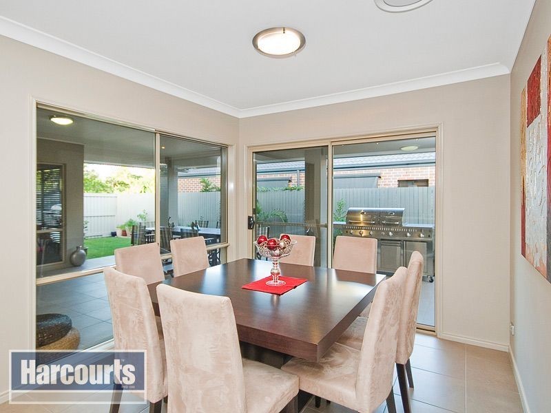 18 Patricia Drive, The Gap QLD 4061