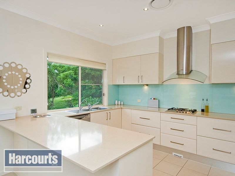 8 Thomsen Court, The Gap QLD 4061