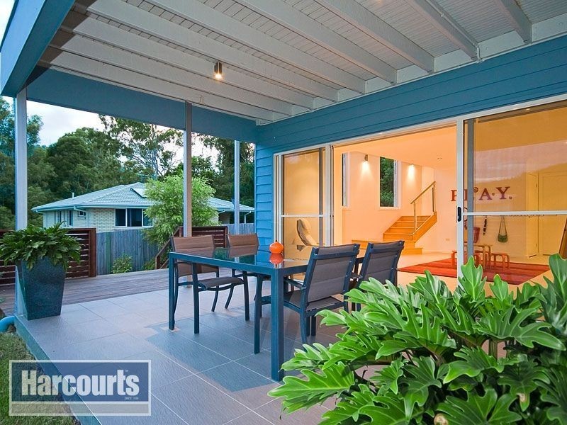 8 Thomsen Court, The Gap QLD 4061