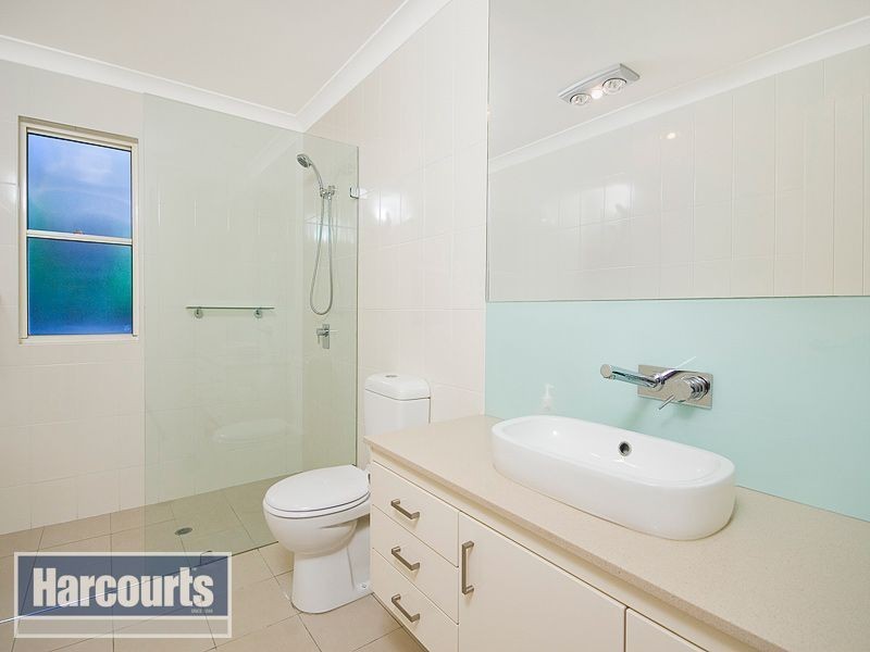 8 Thomsen Court, The Gap QLD 4061