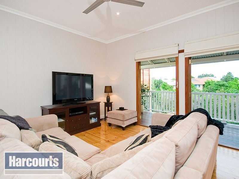 149 Strong Avenue, Graceville QLD 4075