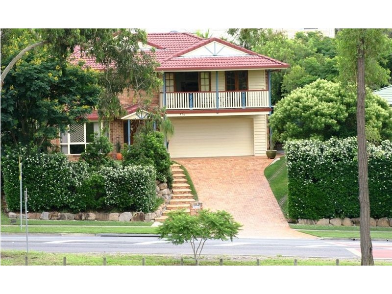 273 Upper Kedron Road, Ferny Grove QLD 4055