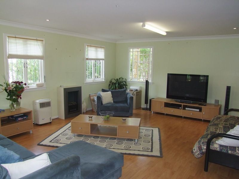 9 Noeline Street, Ashgrove QLD 4060