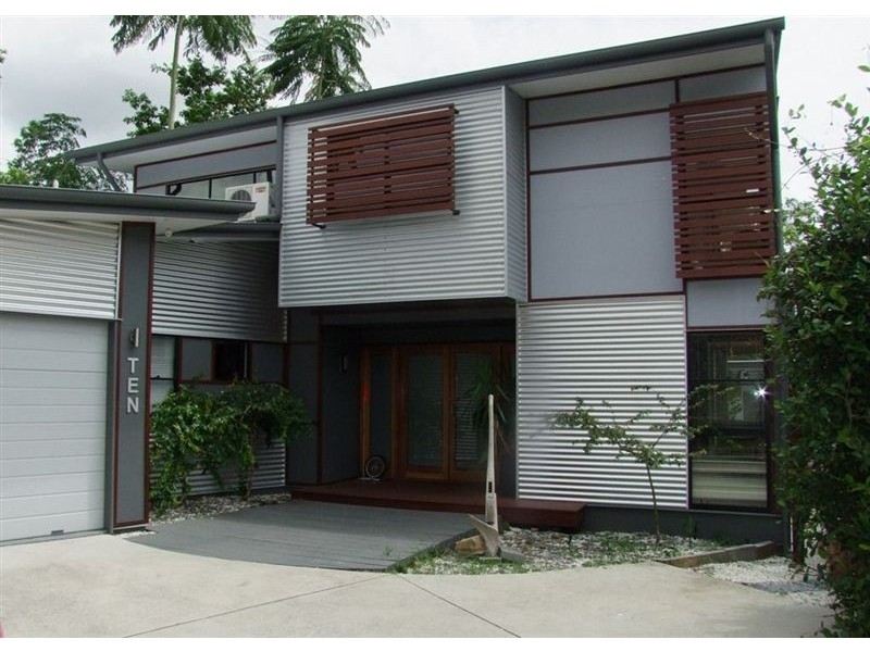 10 Hartfield Drive, Bardon QLD 4065