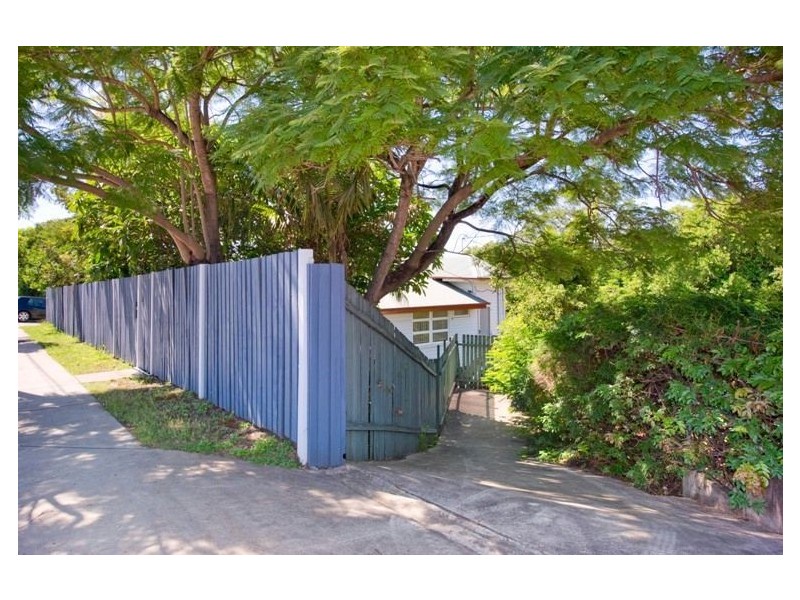 438 Waterworks Road, Ashgrove QLD 4060