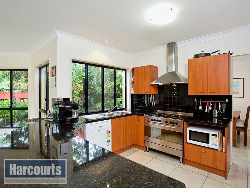 7 Wanora Street, Mitchelton QLD 4053