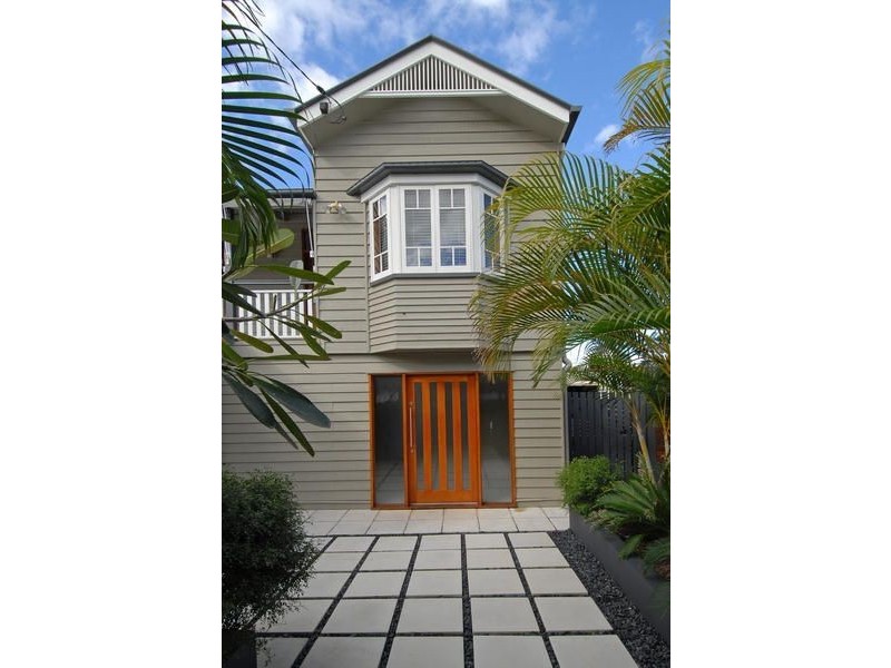 20 Dovedale Crescent, Ashgrove QLD 4060