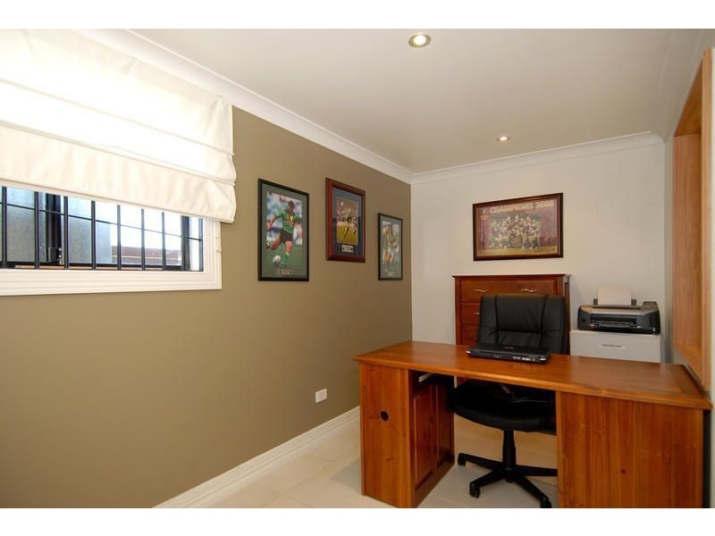 20 Dovedale Crescent, Ashgrove QLD 4060